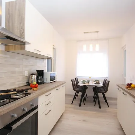 Nonno Apartment Pula