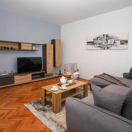 Nonno Apartment *